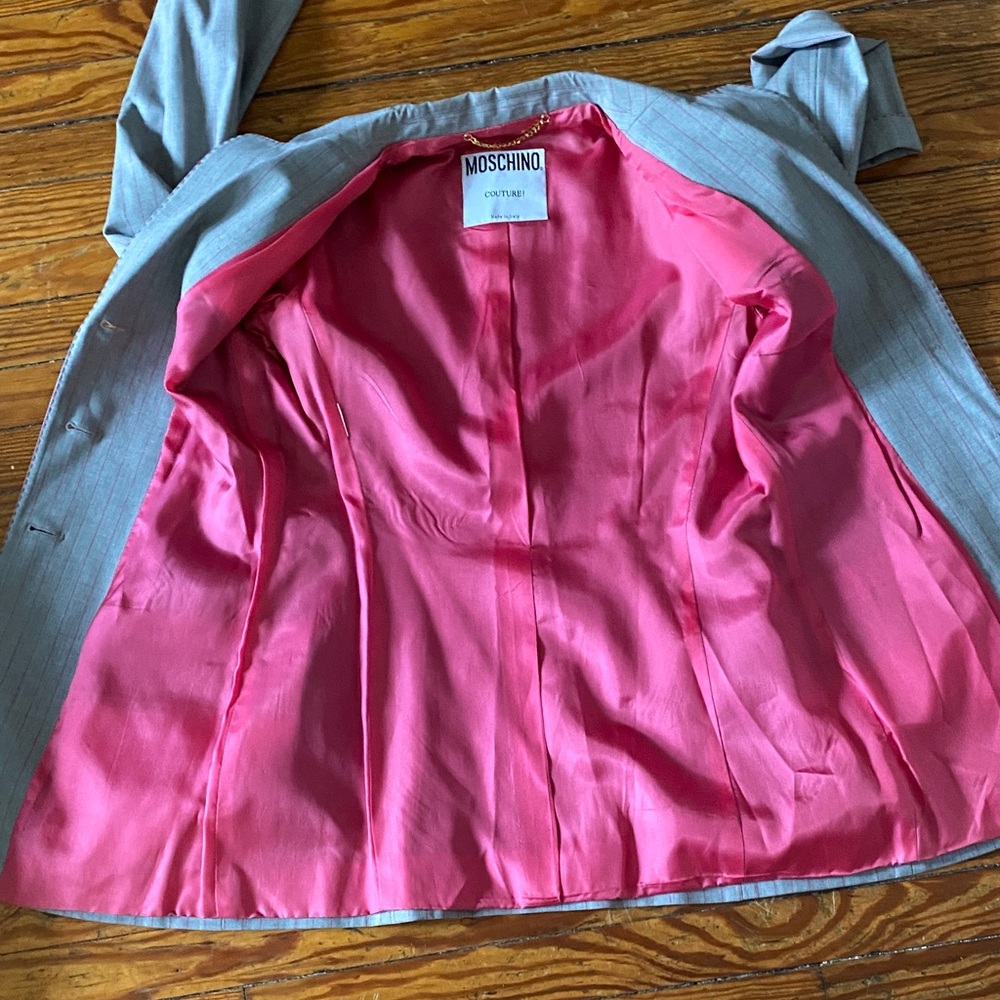 Vintage 1990s Moschino Couture Light Gray with Pink Pinstripe Blazer - Picture 12 of 12